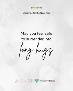 [EN] Life is unpredictable and all that is manifested is impermanent. In the midst of all this uncertainty and unsettling truth, here are the blessings I wish upon all beings for the year ahead:
May you feel safe to surrender into long hugs.
May you receive the support you need to live boldly.
May you find inner peace.
May you be able to trust yourself.
May you realize true love is within.
Much love, from my heart to yours! Joyful New Year!
[PT] A vida é imprevisível e tudo o que se manifesta é impermanente. Em meio a toda essa incerteza e verdade inquietante, aqui estão as bênçãos que desejo a todos os seres para o ano que se inicia:
Que você se sinta segura(o) para se entregar a longos abraços.
Que você receba o apoio necessário para viver com ousadia.
Que você encontre paz interior.
Que você seja capaz de confiar em si mesma(o).
Que você perceba que o verdadeiro amor está dentro de você.
Com muito amor, do meu coração para o seu! Um Ano Novo cheio de alegria!
#mindfulness #blessings #bençãos #newyear #anonovo
